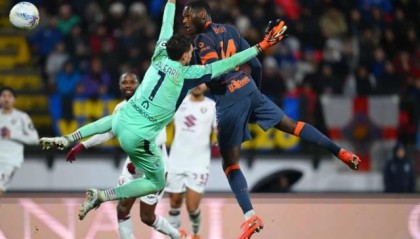 开云官网-青年军解决零引援，轮换国米挺进意大利四强