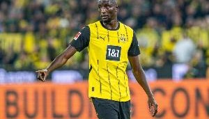 记者：吉拉西需要承担更多责任，他如转会最好别去拜仁