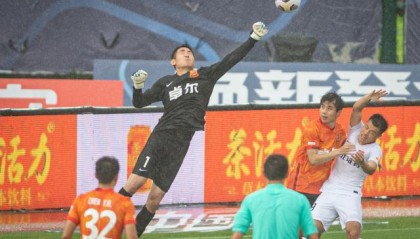 开云体育官方网站-武汉队官方：鼓励球员主动降薪 更名为武汉长江队