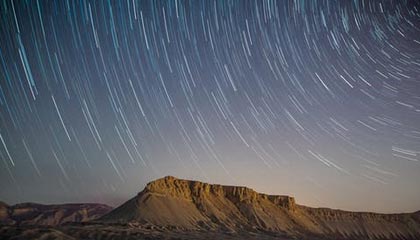 布斯克茨30米直塞梅西,后者挑射破门成功